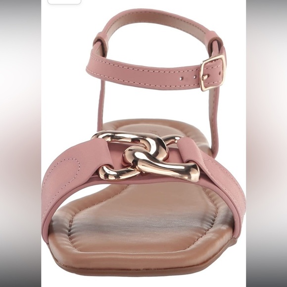 Aerosoles YOYÓ pink leather flat sandals Sz 10 gold tone chain link detailing - Picture 3 of 12